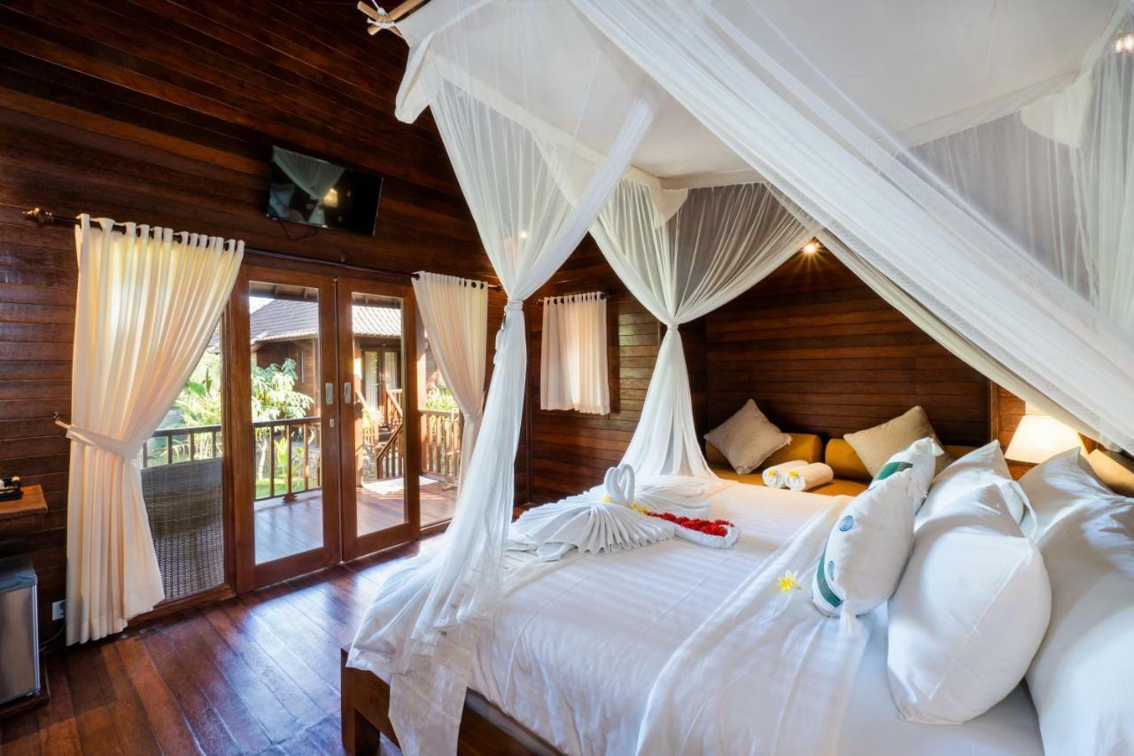 Royal Cottage Nusa Lembongan Exterior photo